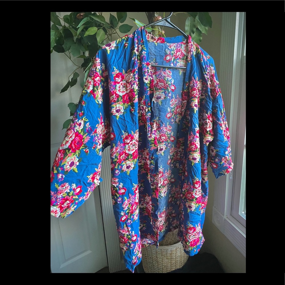 Floral kimono